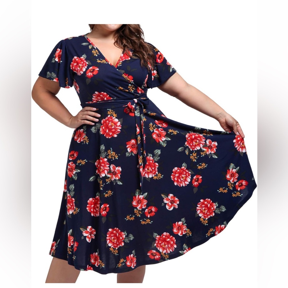 Flattering  v neck dress - with pockets!